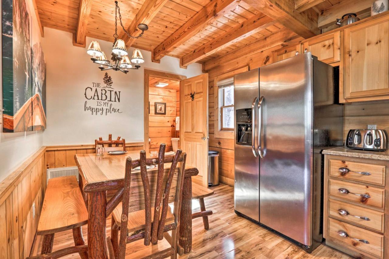 Cozy Cabin With Hot Tub In The Heart Of Pigeon Forge Villa Eksteriør billede