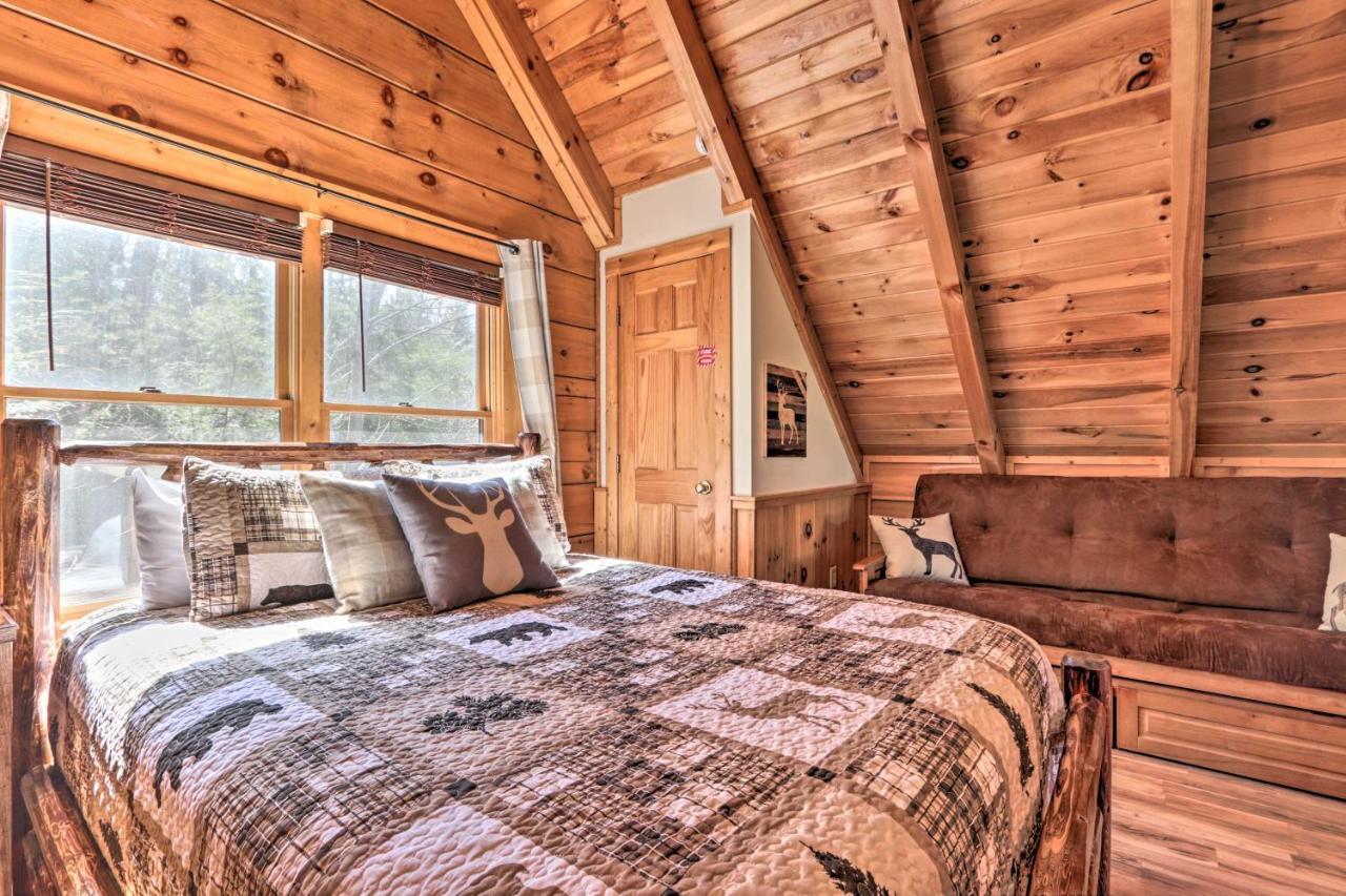 Cozy Cabin With Hot Tub In The Heart Of Pigeon Forge Villa Eksteriør billede
